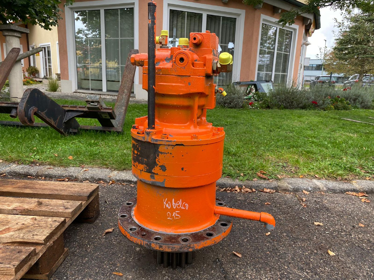 Kobelco Fiat E 215 - Swing motor for Construction machinery: picture 2 Kobelco Fiat E 215 - Swing motor for Construction machinery: picture 2