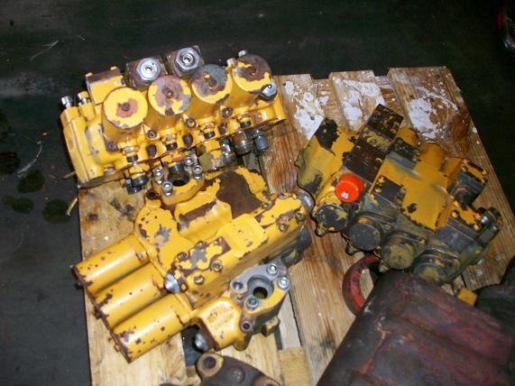 Liebherr A 900 B - Hydraulic valve for Construction machinery: picture 3 Liebherr A 900 B - Hydraulic valve for Construction machinery: picture 3
