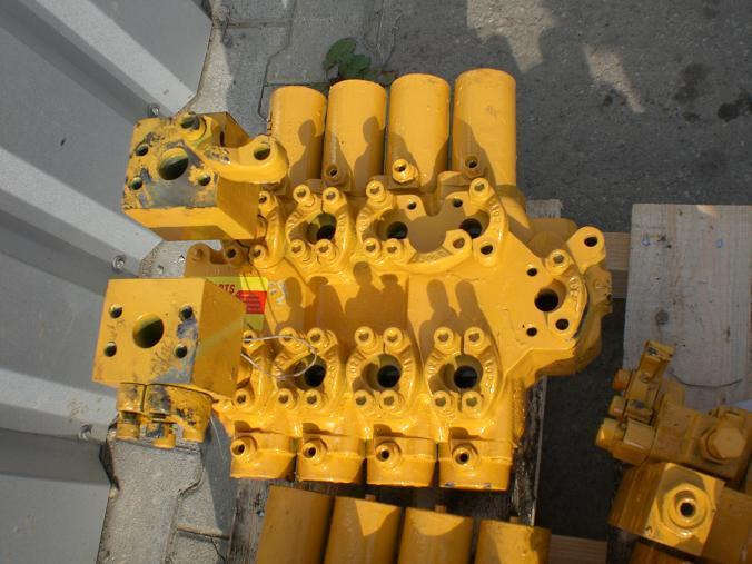 Liebherr A 922 / R 912 - Hydraulic valve for Construction machinery: picture 3 Liebherr A 922 / R 912 - Hydraulic valve for Construction machinery: picture 3