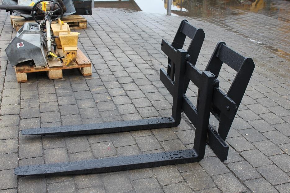 Liebherr L 507 - Forks for Wheel loader: picture 2 Liebherr L 507 - Forks for Wheel loader: picture 2