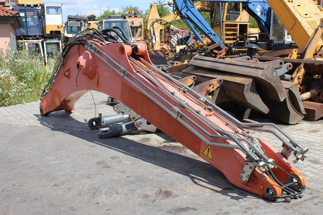Liebherr R 924 compact - Boom for Excavator: picture 1 Liebherr R 924 compact - Boom for Excavator: picture 1
