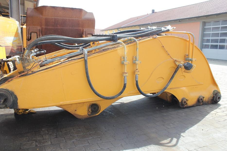 Liebherr R974 - Boom for Construction machinery: picture 2 Liebherr R974 - Boom for Construction machinery: picture 2