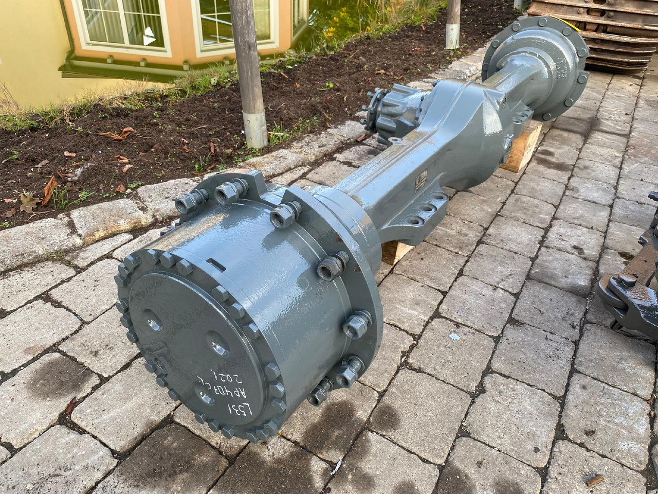 Liebherr ZF AP 409 aus LH L 531 - Axle and parts for Construction machinery: picture 2 Liebherr ZF AP 409 aus LH L 531 - Axle and parts for Construction machinery: picture 2