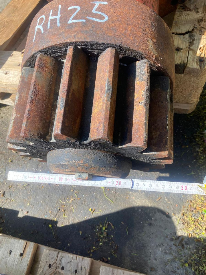 O&K RH 25 - Undercarriage parts for Construction machinery: picture 3 O&K RH 25 - Undercarriage parts for Construction machinery: picture 3