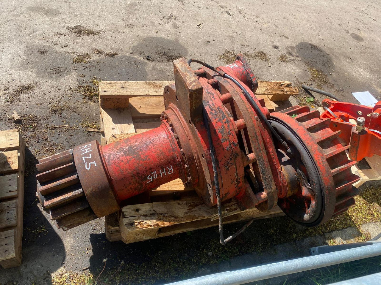 O&K RH 25 - Undercarriage parts for Construction machinery: picture 1 O&K RH 25 - Undercarriage parts for Construction machinery: picture 1