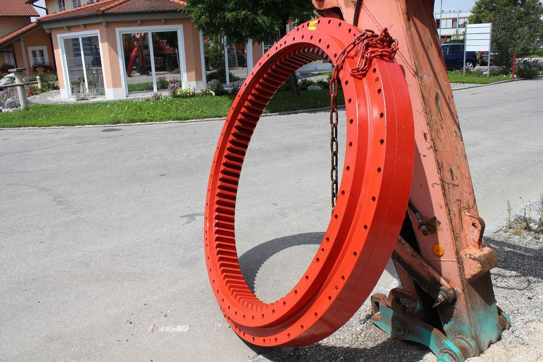 O&K RH 30 - Slewing ring for Construction machinery: picture 1 O&K RH 30 - Slewing ring for Construction machinery: picture 1