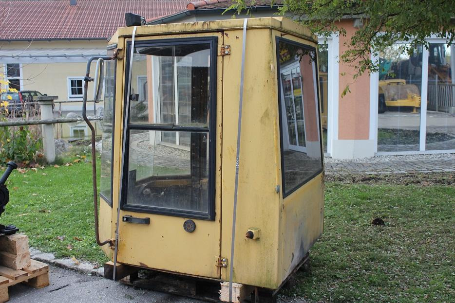 Schaeff-Zeppelin ZL 12B - Cab for Construction machinery: picture 2 Schaeff-Zeppelin ZL 12B - Cab for Construction machinery: picture 2