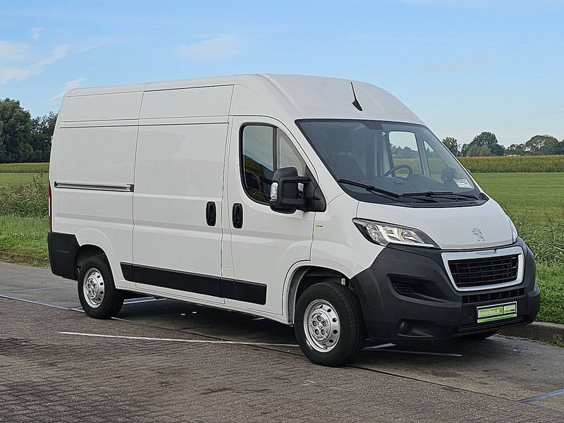 Peugeot Boxer 2.2 L2H2 Airco Euro6! - Small van: picture 4 Peugeot Boxer 2.2 L2H2 Airco Euro6! - Small van: picture 4