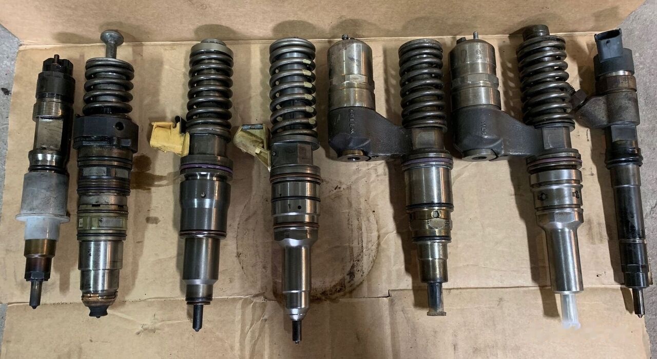 Bosch 0445120212 MAN - Injector for Truck: picture 2 Bosch 0445120212 MAN - Injector for Truck: picture 2