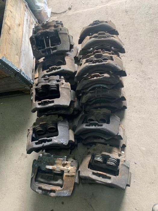 IVECO oryginał IVECO Eurocargo - Brake caliper for Truck: picture 1 IVECO oryginał IVECO Eurocargo - Brake caliper for Truck: picture 1