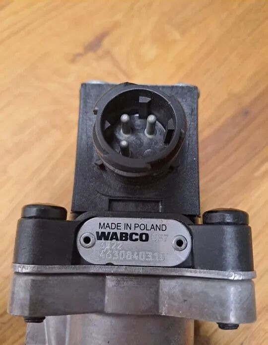 WABCO 4630840310 WABCO truck - Brake valve for Truck: picture 1 WABCO 4630840310 WABCO truck - Brake valve for Truck: picture 1