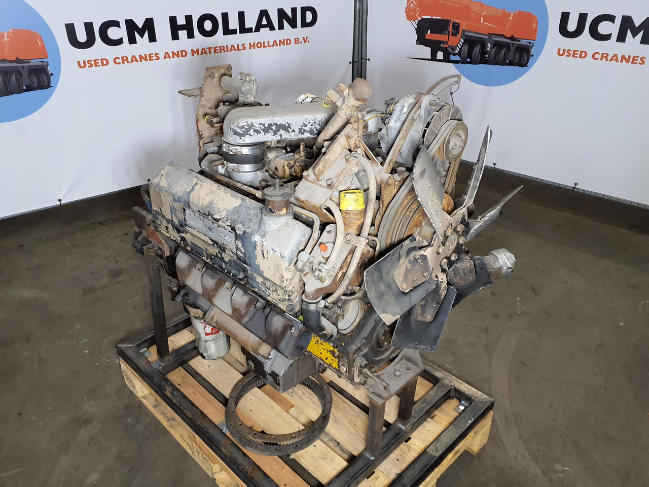 Cummins Cummins engine - Engine for Mobile crane: picture 1 Cummins Cummins engine - Engine for Mobile crane: picture 1