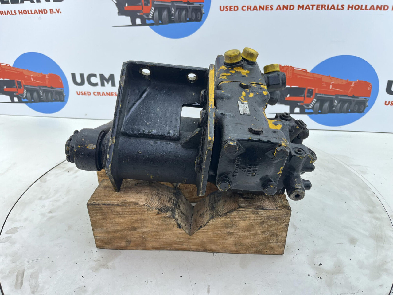 FAUN HK 40 steering box - Steering gear for Mobile crane: picture 5 FAUN HK 40 steering box - Steering gear for Mobile crane: picture 5