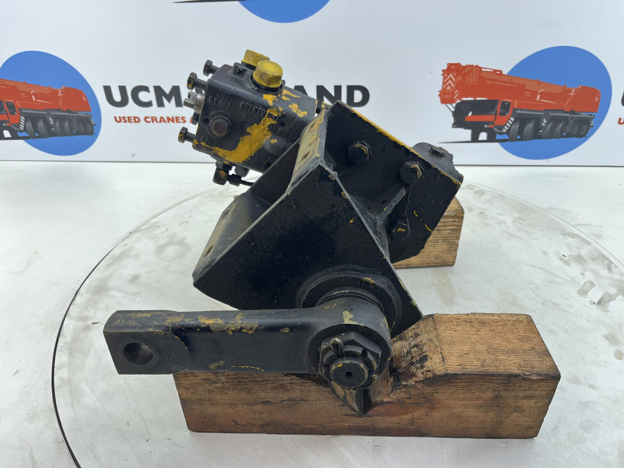 FAUN HK 40 steering box - Steering gear for Mobile crane: picture 2 FAUN HK 40 steering box - Steering gear for Mobile crane: picture 2