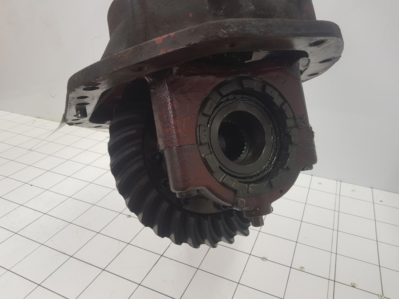 FAUN RTF 40 end differential axle 1 13x32 - Differential gear for Mobile crane: picture 1 FAUN RTF 40 end differential axle 1 13x32 - Differential gear for Mobile crane: picture 1