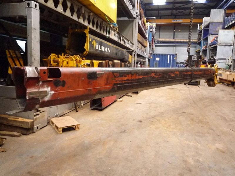 Grove GMK 3050 telescopic head section 4 - Body and exterior for Crane: picture 2 Grove GMK 3050 telescopic head section 4 - Body and exterior for Crane: picture 2