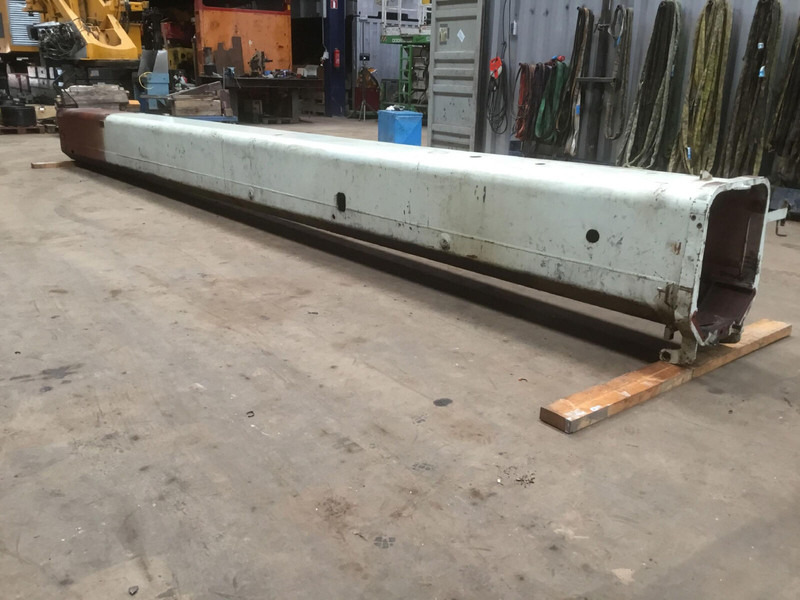 Grove GMK 3050 telescopic section 1 - Body and exterior for Crane: picture 1 Grove GMK 3050 telescopic section 1 - Body and exterior for Crane: picture 1