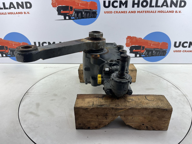 Grove GMK 3055 steering box - Steering column for Crane: picture 4 Grove GMK 3055 steering box - Steering column for Crane: picture 4