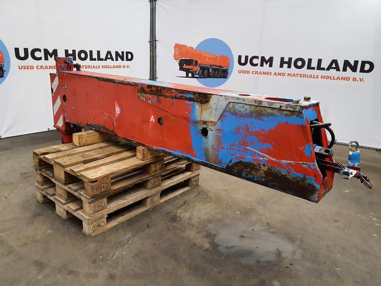 Grove GMK 5130-1 outrigger beam complete rear - Suspension for Mobile crane: picture 3 Grove GMK 5130-1 outrigger beam complete rear - Suspension for Mobile crane: picture 3