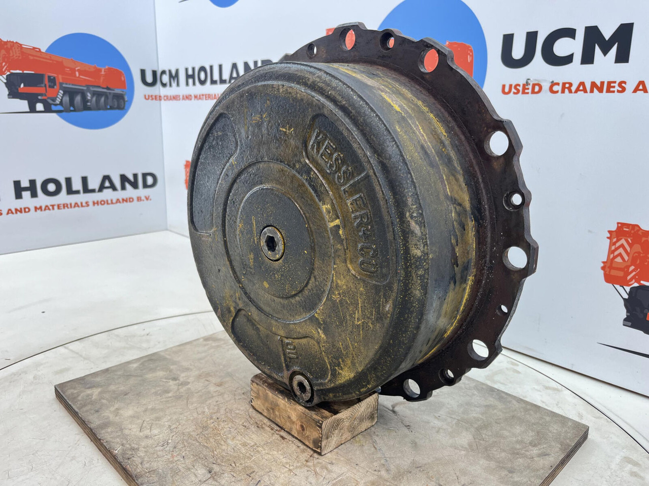 Grove GMK planetary gear 12-23-60-34-3pl-H135-46 - Final drive for Crane: picture 2 Grove GMK planetary gear 12-23-60-34-3pl-H135-46 - Final drive for Crane: picture 2