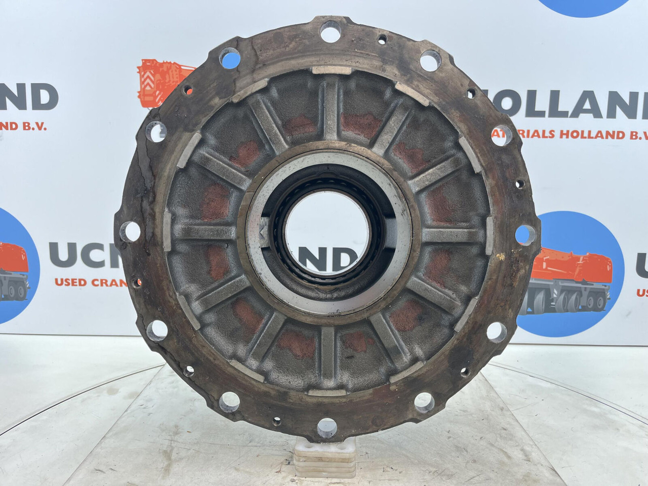 Krupp KMK 3045 Megatrak wheel hub - Wheel hub for Crane: picture 5 Krupp KMK 3045 Megatrak wheel hub - Wheel hub for Crane: picture 5