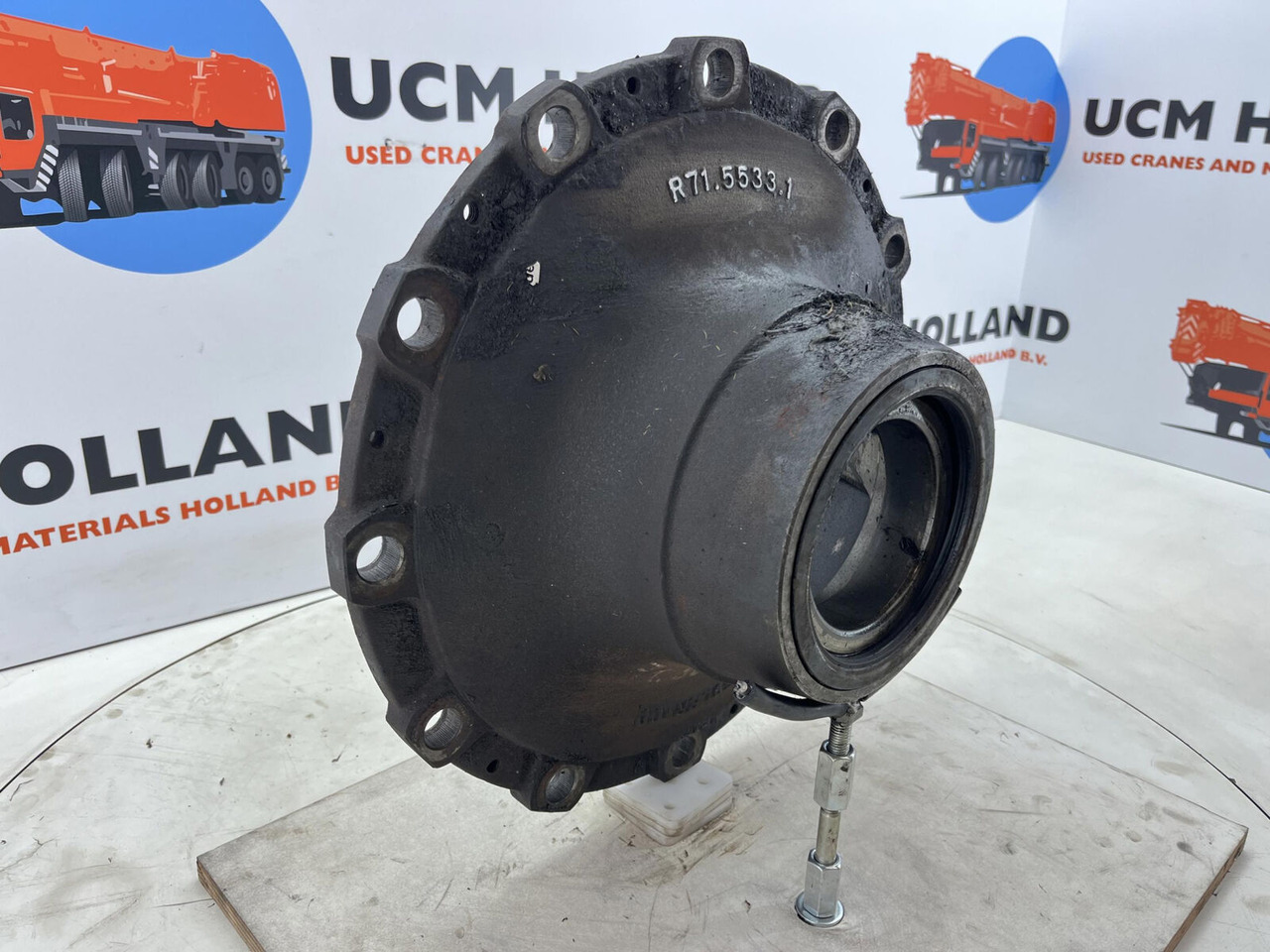 Krupp KMK 3045 Megatrak wheel hub - Wheel hub for Crane: picture 4 Krupp KMK 3045 Megatrak wheel hub - Wheel hub for Crane: picture 4