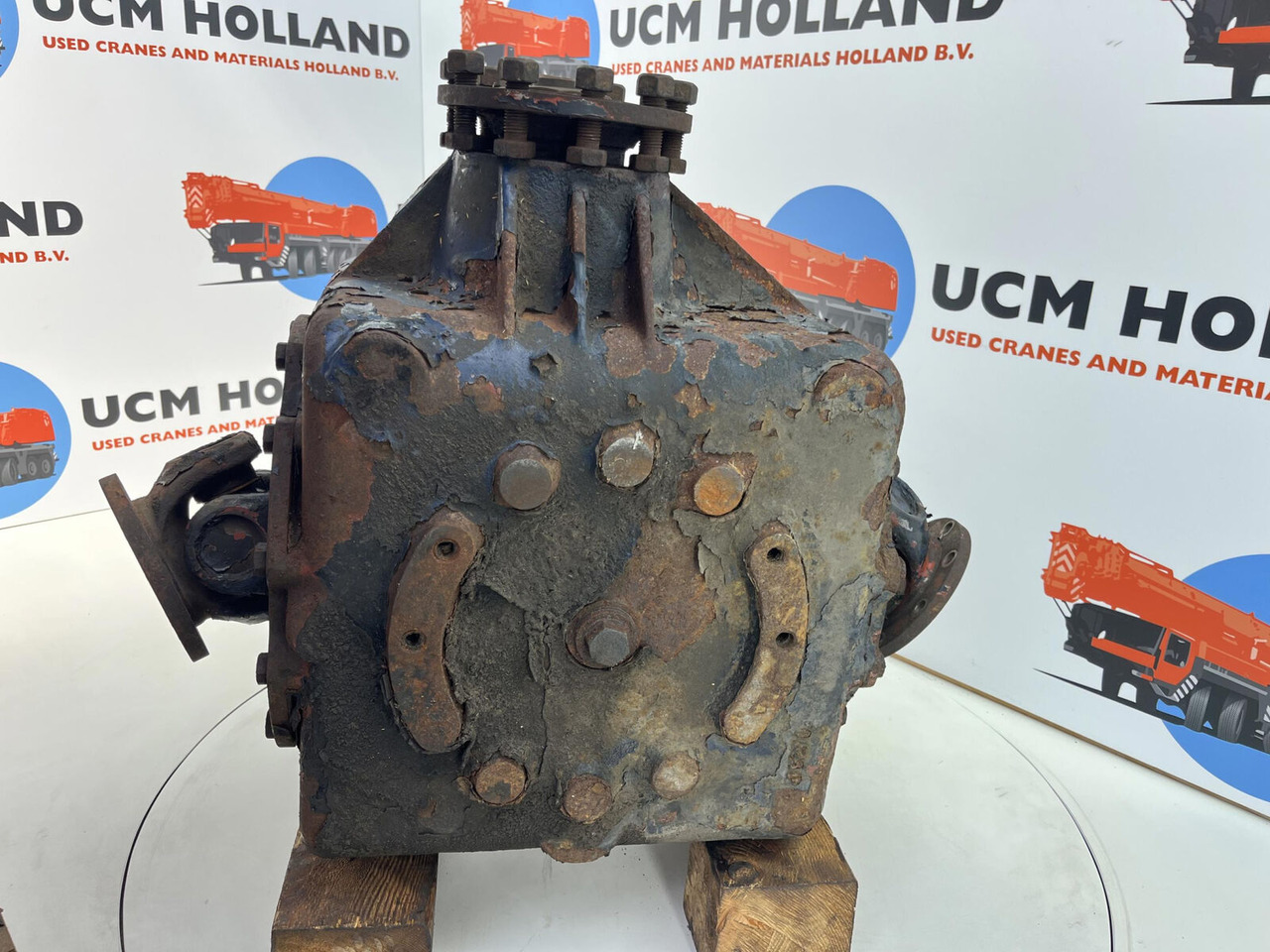 Differential gear for Mobile crane Krupp KMK 4070 diff box: picture 6