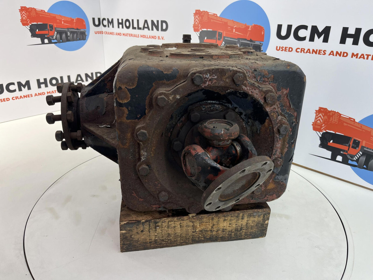 Krupp KMK 4070 diff box - Differential gear for Mobile crane: picture 3 Krupp KMK 4070 diff box - Differential gear for Mobile crane: picture 3