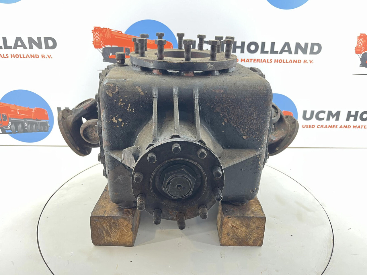 Krupp KMK diff box - Differential gear for Mobile crane: picture 1 Krupp KMK diff box - Differential gear for Mobile crane: picture 1
