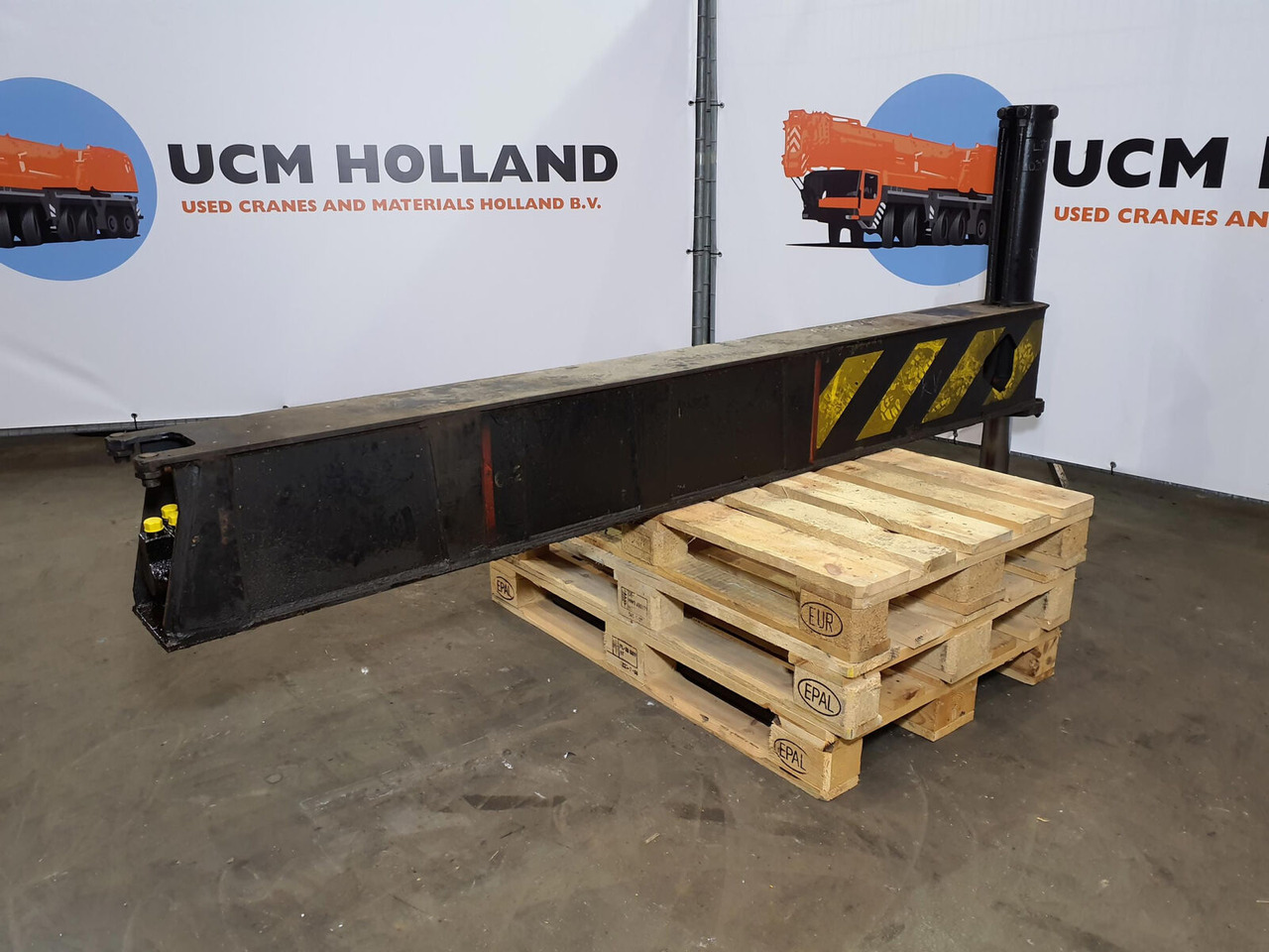 Liebherr LTM 1035/2 sliding beam complete - Suspension for Crane: picture 4 Liebherr LTM 1035/2 sliding beam complete - Suspension for Crane: picture 4