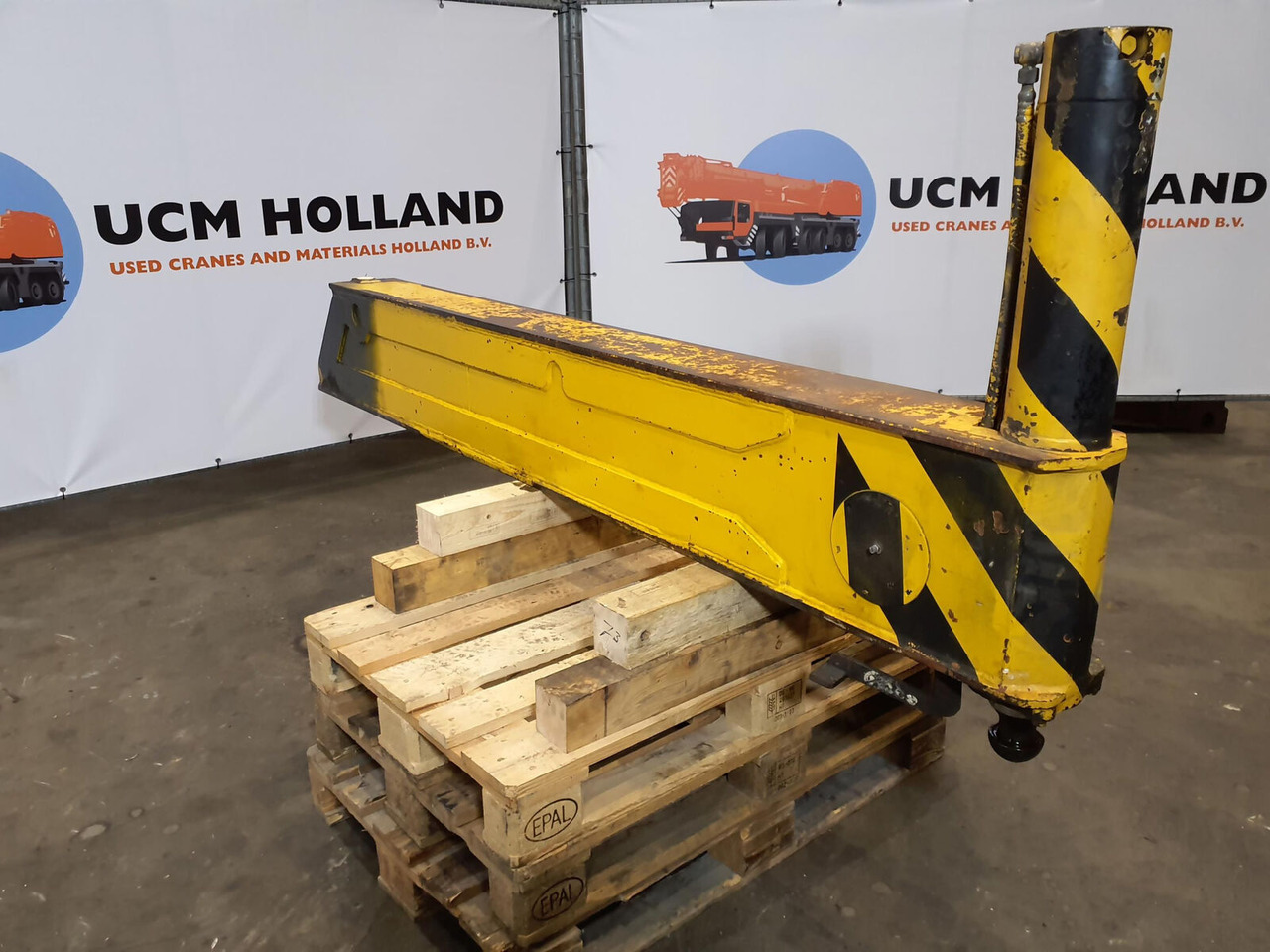 Liebherr LTM 1050-1 sliding beam rear complete - Suspension for Mobile crane: picture 1 Liebherr LTM 1050-1 sliding beam rear complete - Suspension for Mobile crane: picture 1