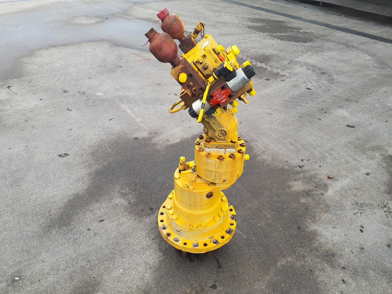 Liebherr LTM 1050 slew gear - Swing motor for Mobile crane: picture 4 Liebherr LTM 1050 slew gear - Swing motor for Mobile crane: picture 4
