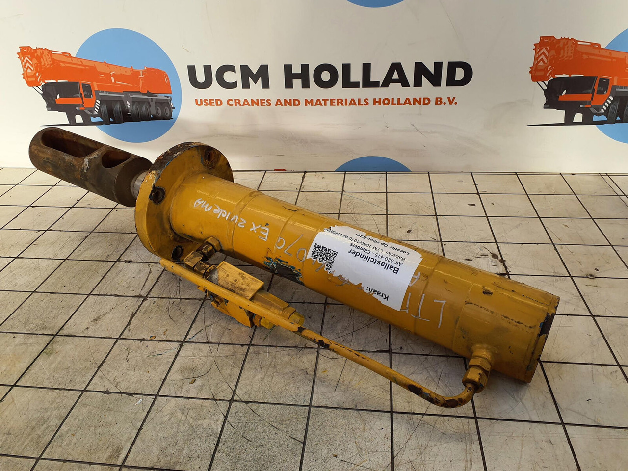 Liebherr LTM 1060/1070 counterweight cylinder - Hydraulic cylinder for Mobile crane: picture 4 Liebherr LTM 1060/1070 counterweight cylinder - Hydraulic cylinder for Mobile crane: picture 4