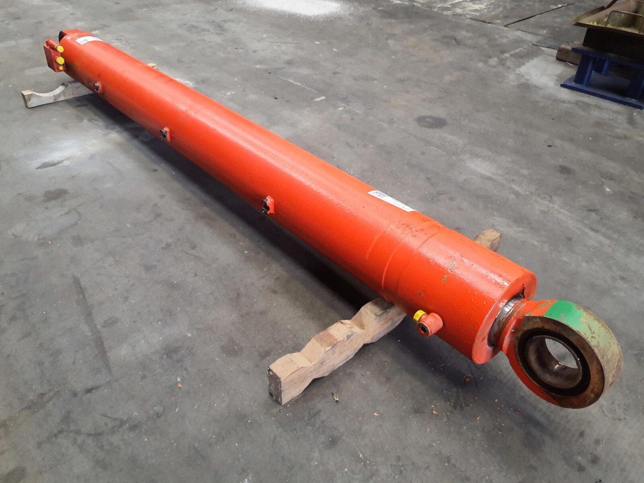 Liebherr LTM 1060 luffing cylinder - Hydraulic cylinder for Mobile crane: picture 5 Liebherr LTM 1060 luffing cylinder - Hydraulic cylinder for Mobile crane: picture 5