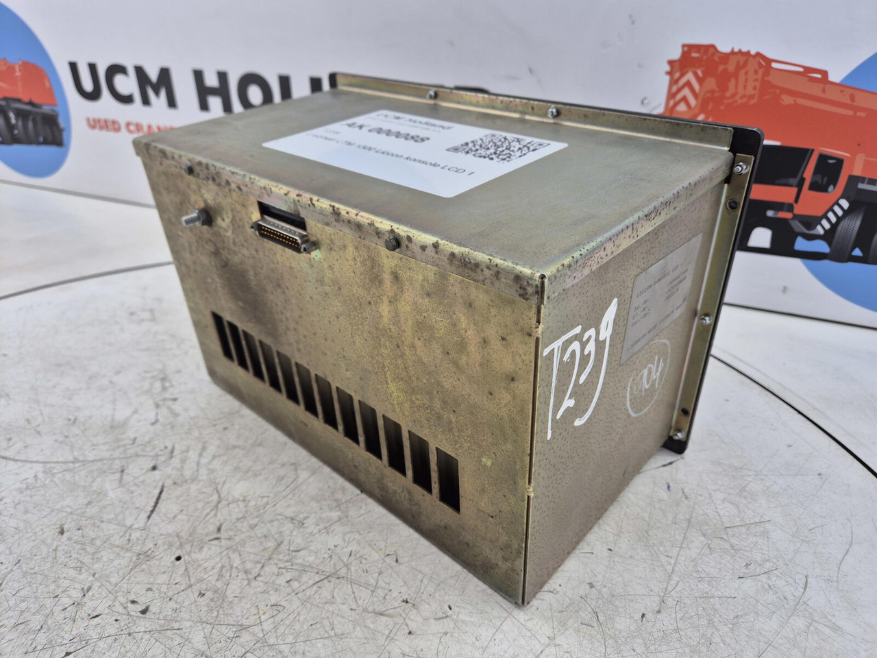 Liebherr LTM 1300 Liccon konsole LCD1 - Dashboard for Crane: picture 4 Liebherr LTM 1300 Liccon konsole LCD1 - Dashboard for Crane: picture 4