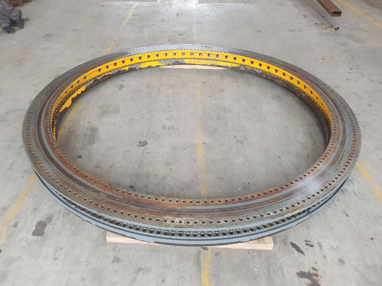 Liebherr LTM 1750-9.1 quick connection for slewring - Slewing ring for Mobile crane: picture 1 Liebherr LTM 1750-9.1 quick connection for slewring - Slewing ring for Mobile crane: picture 1