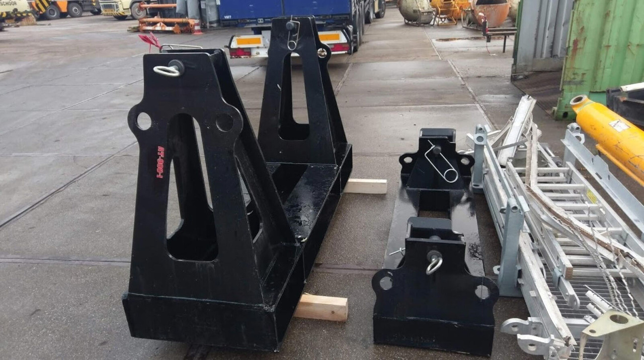 Liebherr LTM 1750-9.1 quick connection for slewring - Slewing ring for Mobile crane: picture 3 Liebherr LTM 1750-9.1 quick connection for slewring - Slewing ring for Mobile crane: picture 3