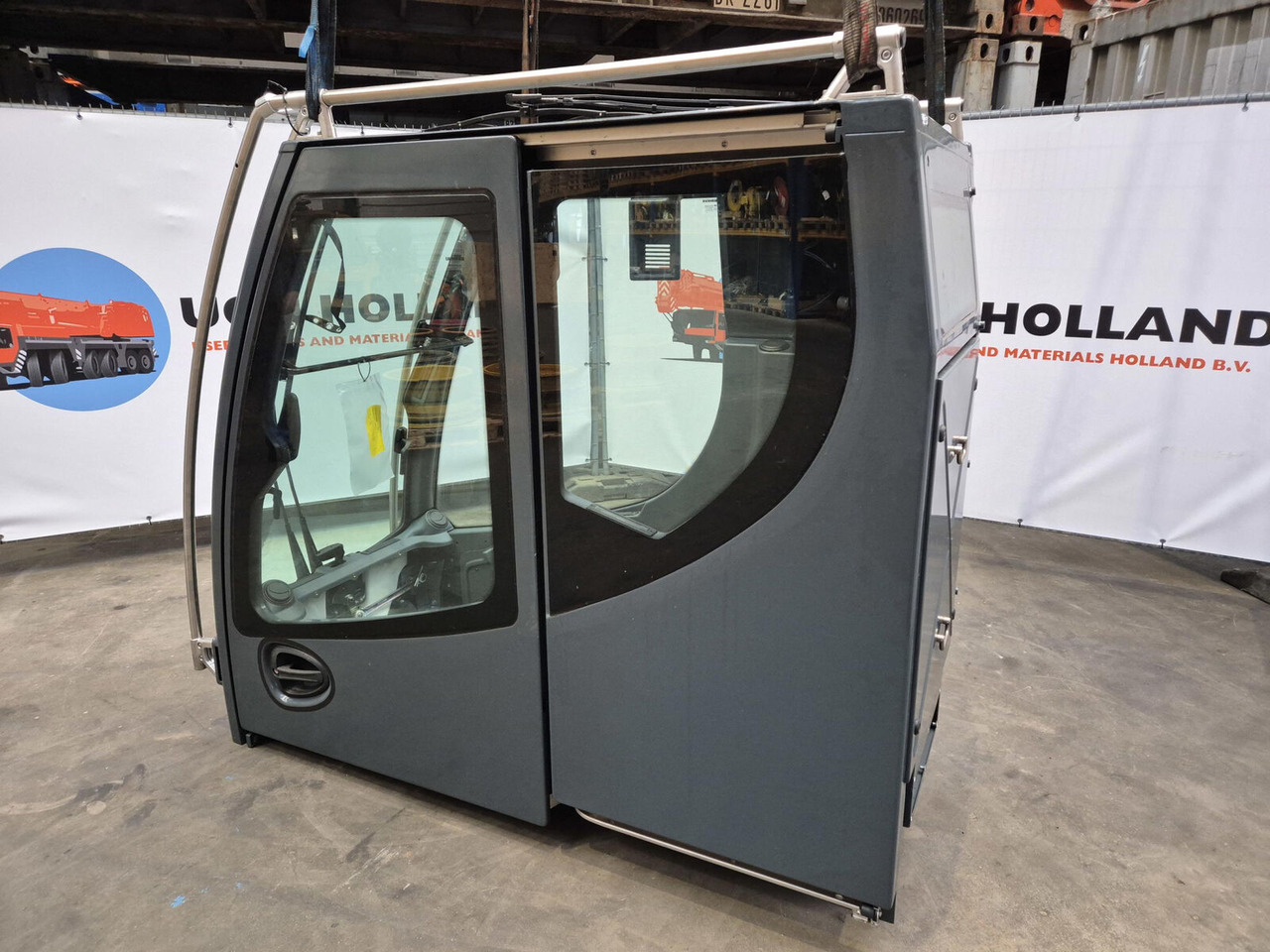 Liebherr LTM upper cab - Cab for Mobile crane: picture 2 Liebherr LTM upper cab - Cab for Mobile crane: picture 2