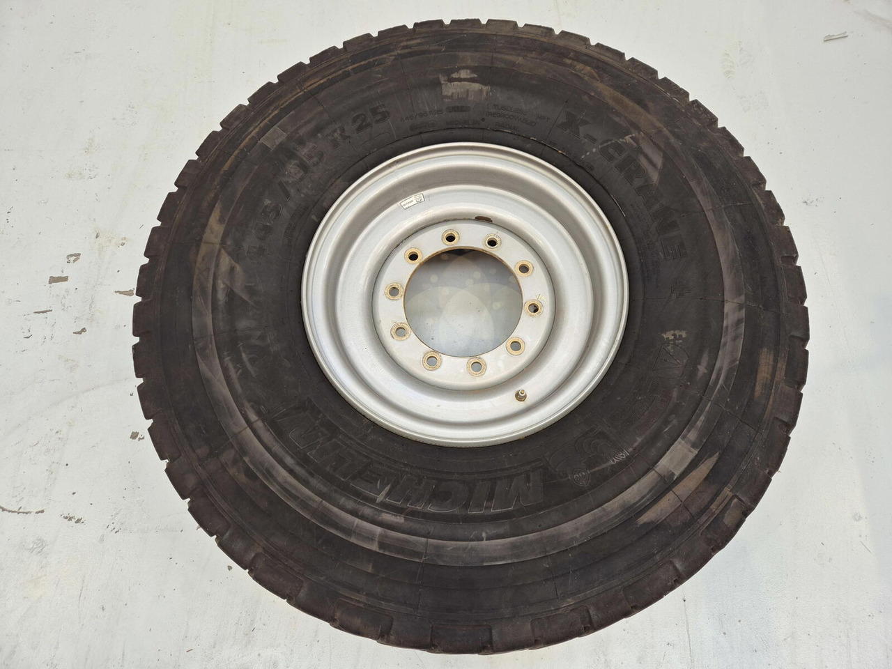 Michelin Wheel 445/95R25 10 12 1p - Wheel and tire package: picture 2 Michelin Wheel 445/95R25 10 12 1p - Wheel and tire package: picture 2