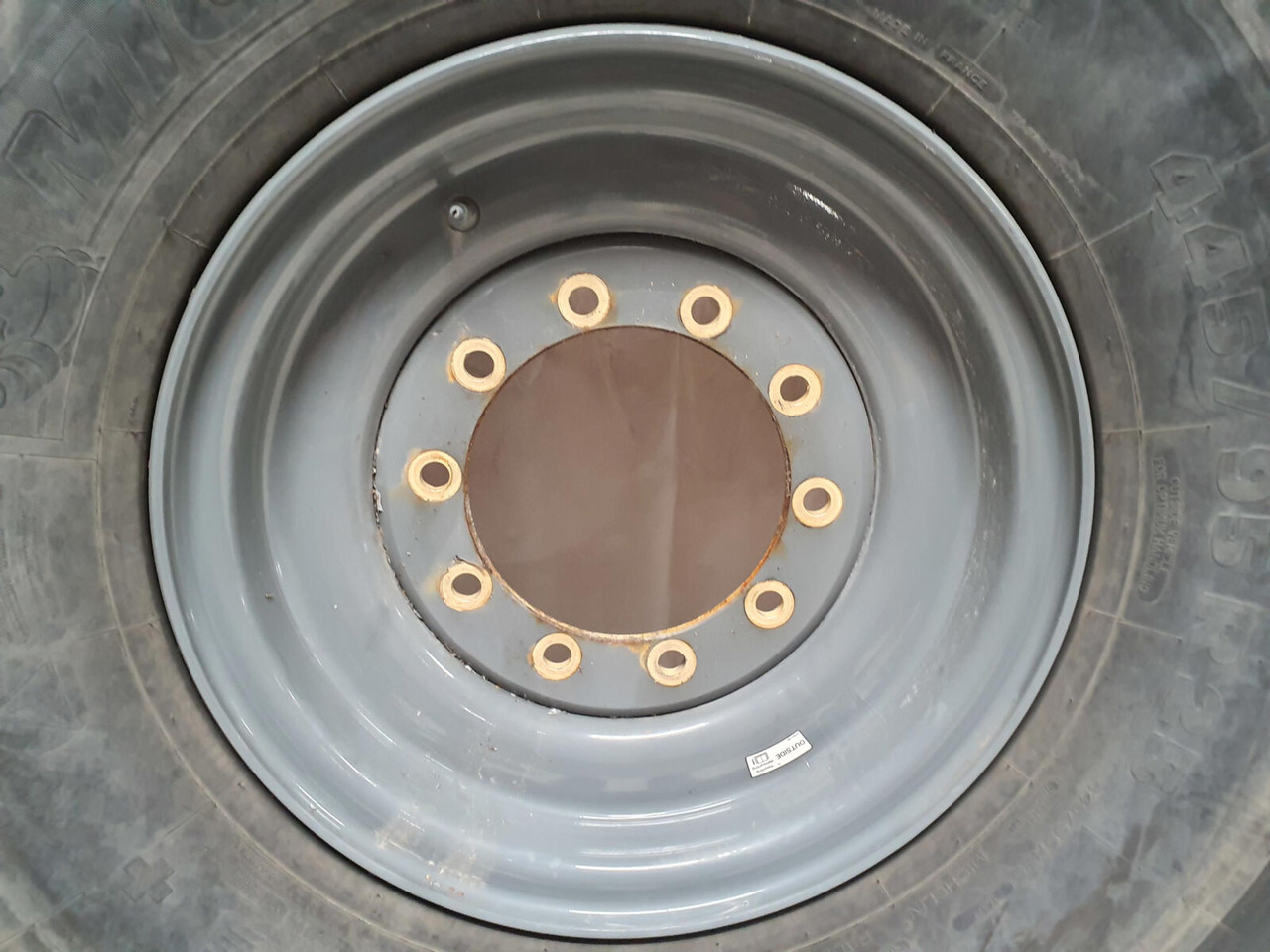 Michelin Wheel 445/95R25 10 12 1p - Wheel and tire package for Crane: picture 3 Michelin Wheel 445/95R25 10 12 1p - Wheel and tire package for Crane: picture 3