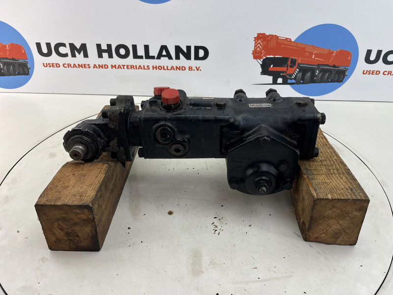 P&H P&H S35 steering box - Steering column for Crane: picture 5 P&H P&H S35 steering box - Steering column for Crane: picture 5