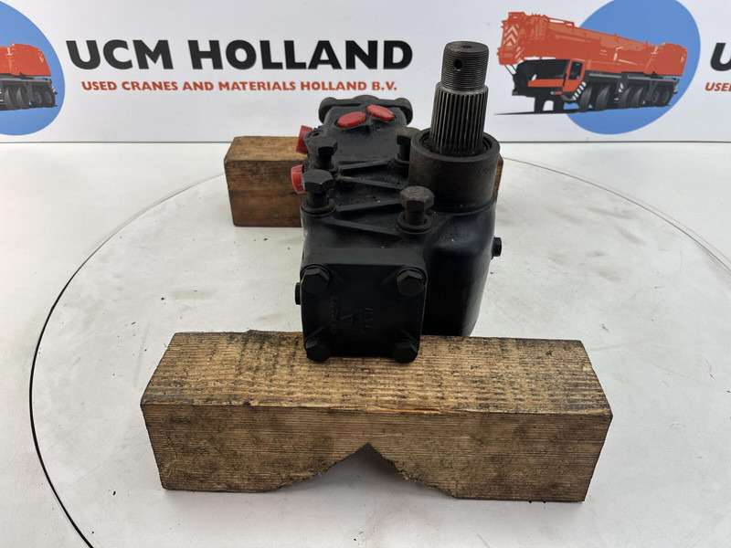 P&H P&H S35 steering box - Steering column for Crane: picture 4 P&H P&H S35 steering box - Steering column for Crane: picture 4