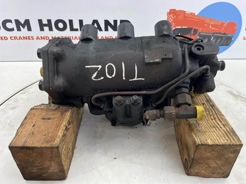 Spierings SK 477 AT4 steering box - Steering column for Crane: picture 5 Spierings SK 477 AT4 steering box - Steering column for Crane: picture 5