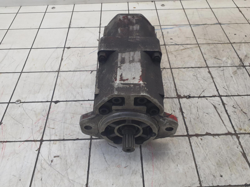Sundstrand dual gear pump - Hydraulic pump for Crane: picture 2 Sundstrand dual gear pump - Hydraulic pump for Crane: picture 2
