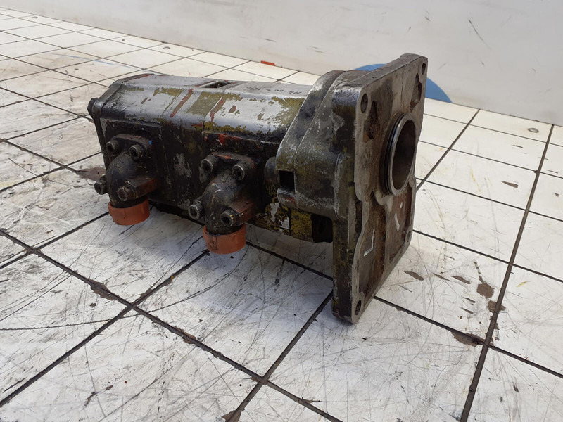 Sundstrand dual gear pump - Hydraulic pump for Crane: picture 3 Sundstrand dual gear pump - Hydraulic pump for Crane: picture 3