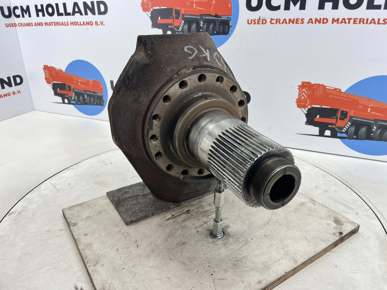 Terex AC 155 steering knuckle 16 holes axle 3 - Steering knuckle for Mobile crane: picture 3 Terex AC 155 steering knuckle 16 holes axle 3 - Steering knuckle for Mobile crane: picture 3