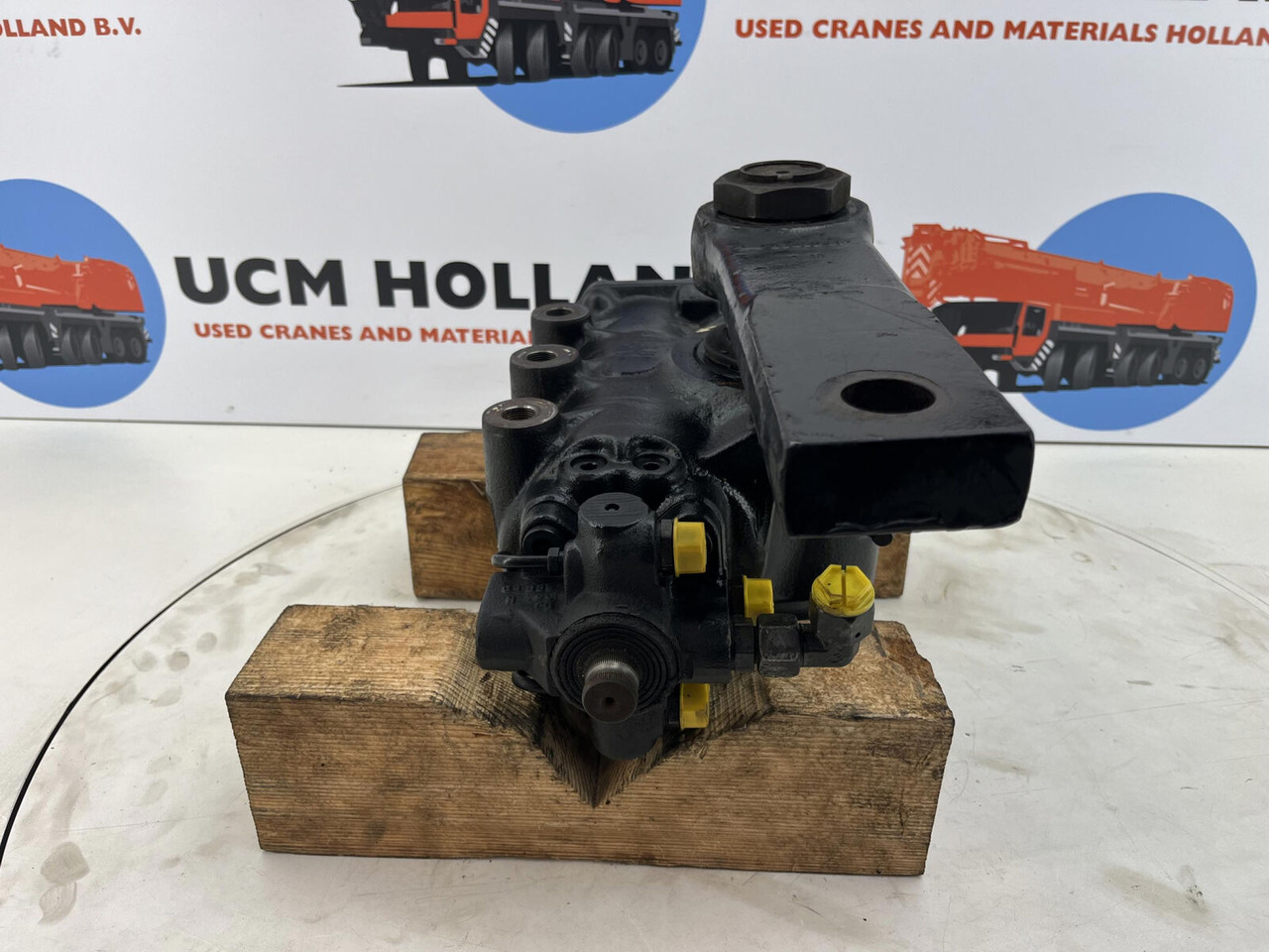 Terex AC 50-1 steering box with lever - Steering gear for Mobile crane: picture 2 Terex AC 50-1 steering box with lever - Steering gear for Mobile crane: picture 2