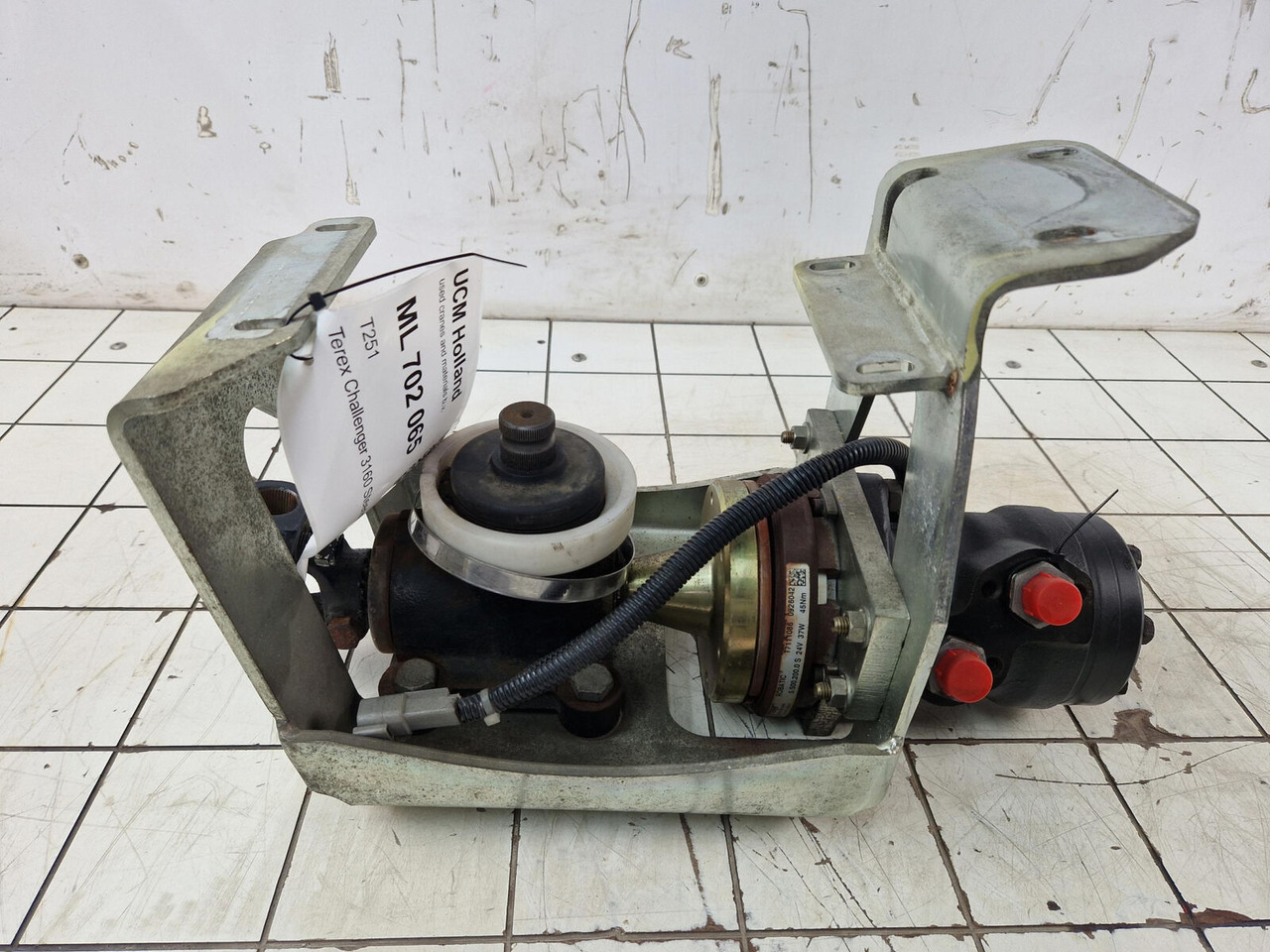 Terex Challenger 3160 Steering box - Steering gear for Mobile crane: picture 1 Terex Challenger 3160 Steering box - Steering gear for Mobile crane: picture 1