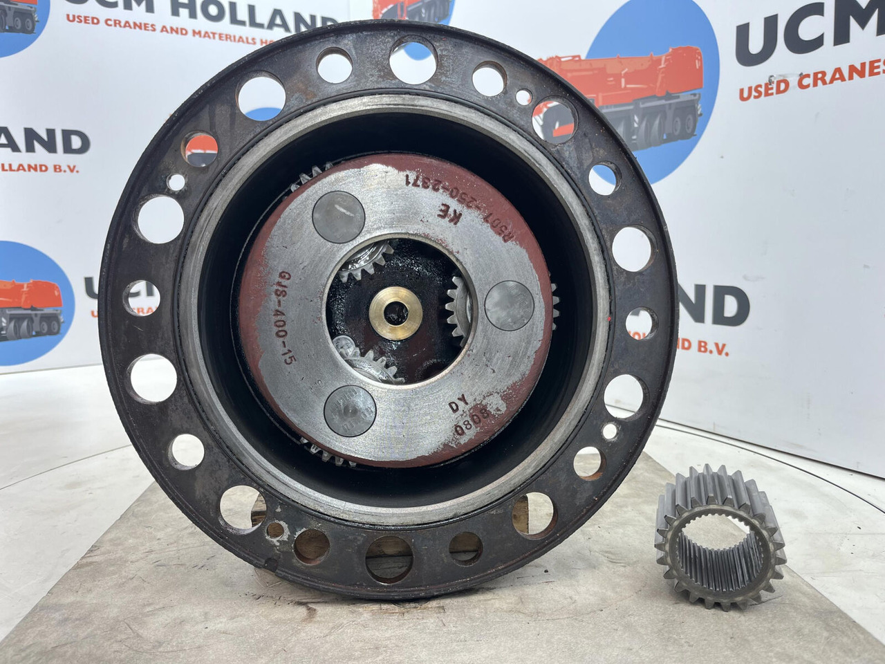 Terex Demag AC 100/4 planetary gear 22-25-74-40-3pl-H127-46 - Final drive for Mobile crane: picture 4 Terex Demag AC 100/4 planetary gear 22-25-74-40-3pl-H127-46 - Final drive for Mobile crane: picture 4