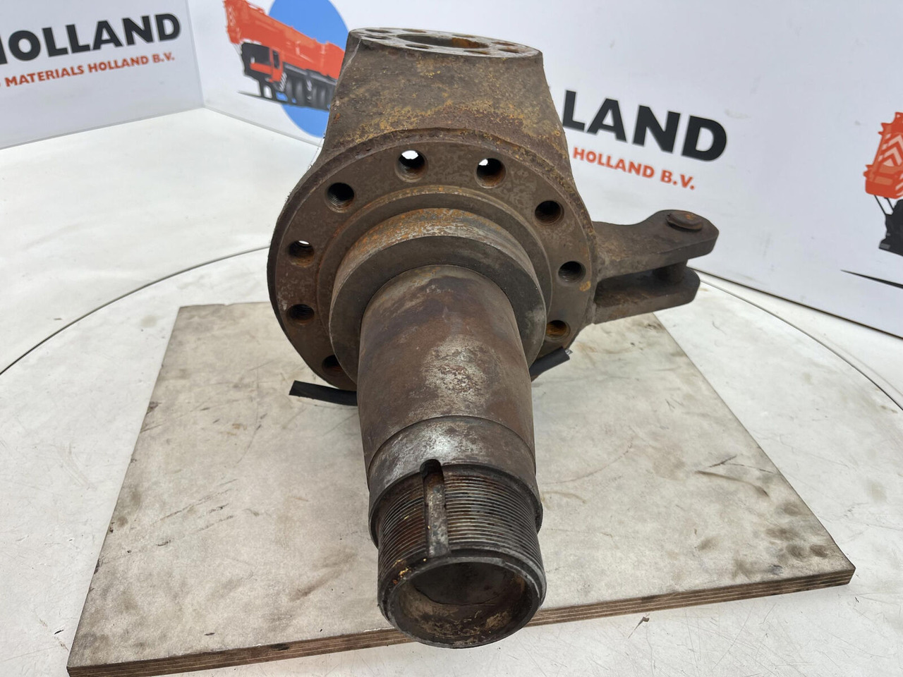 Terex HC 340 Steering knuckle 12 holes axle 1 - Steering knuckle for Mobile crane: picture 2 Terex HC 340 Steering knuckle 12 holes axle 1 - Steering knuckle for Mobile crane: picture 2